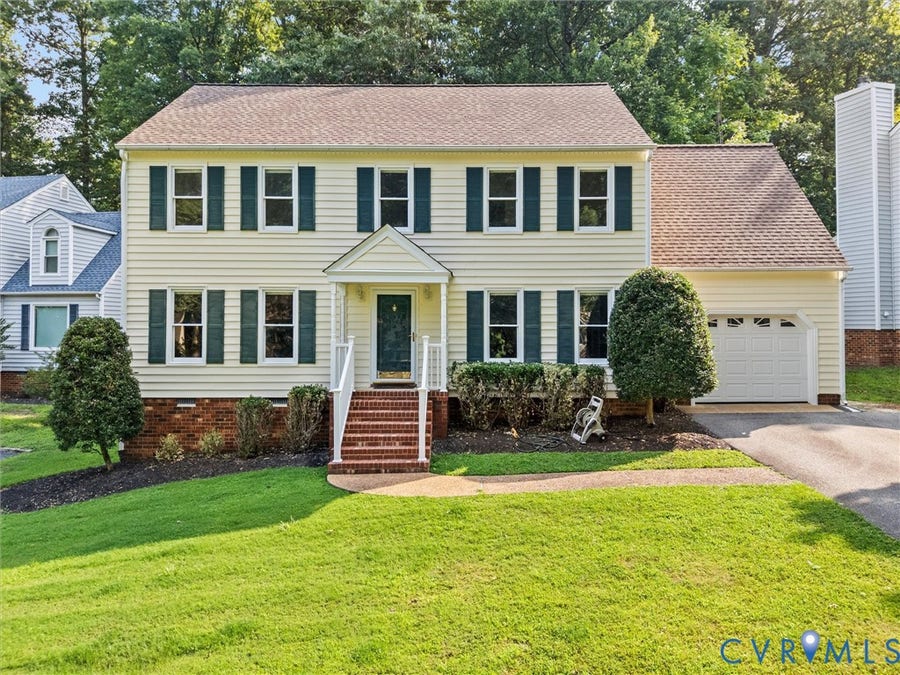 Property photo for 5702 Standing Oak Road, Midlothian, VA