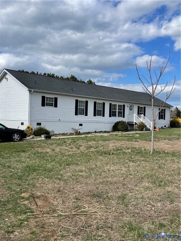 Property photo for 834 Lakeview Drive, Heathsville, VA