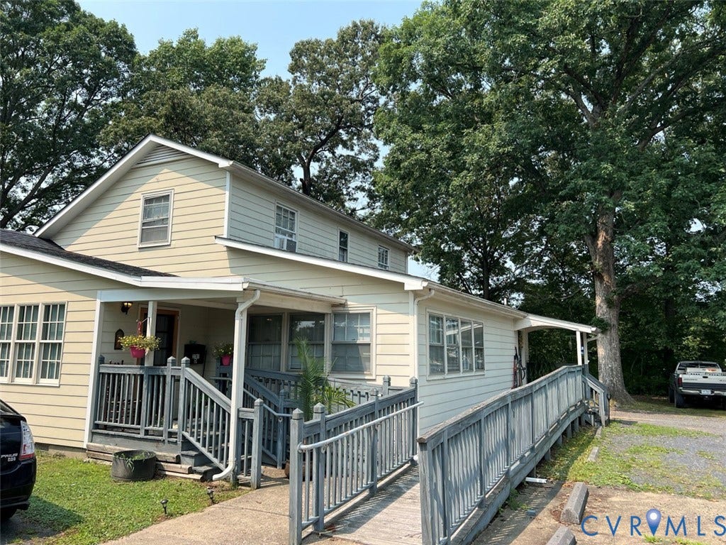 4064 James Madison Highway, Fork Union, VA 23055 4 UNIT Residential Rental Property behind the office building