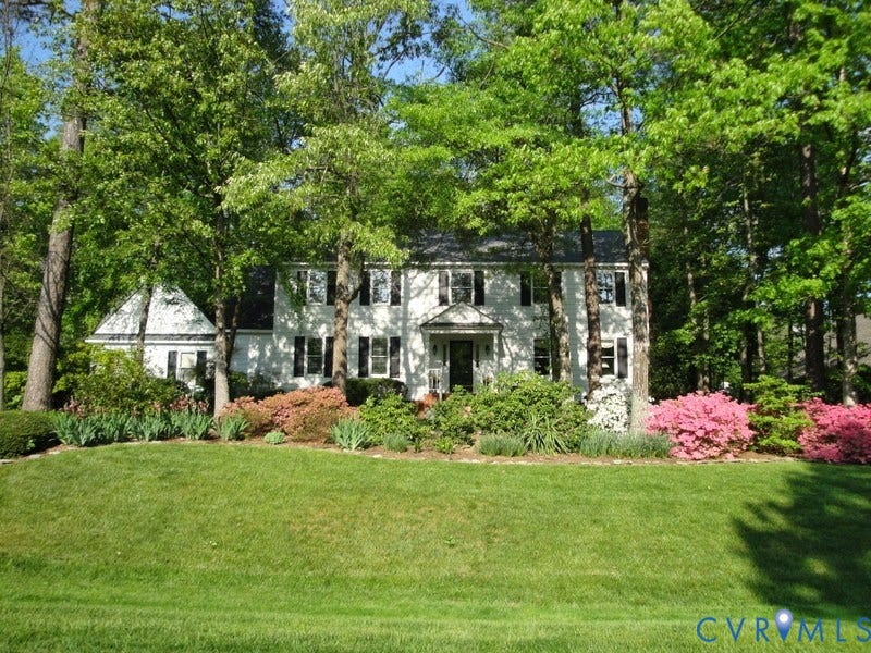 1905 Tunbridge Drive, Henrico, VA 23238 Traditional-style residence featuring a white exterior, black shutters, and a dark roof
