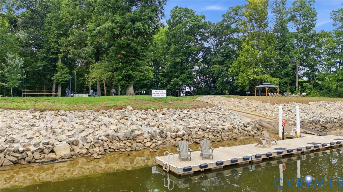 3655 Stone Harbor Drive, Midlothian, VA 23113 3655 Stone Harbor Drive, Midlothian, VA 23113