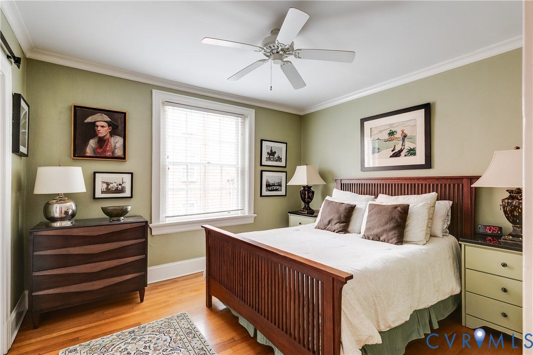 3006 Monument Avenue, #U2W, Museum District, Richmond, VA 23221 Bedroom with hardwood flooring, crown molding, and a ceiling fan