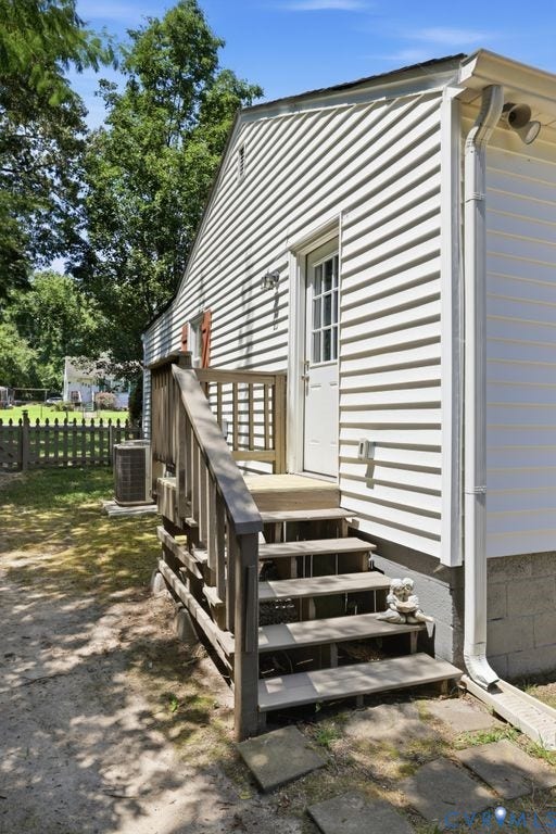 15911 Edgewood Drive, Chester, VA 23831