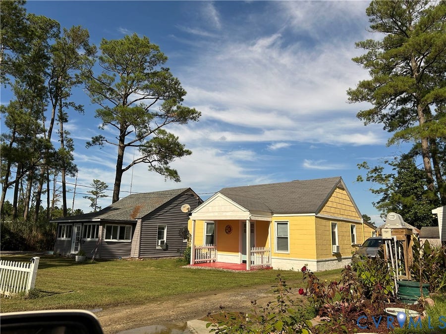 Property photo for 41 Hobday Street, North, VA