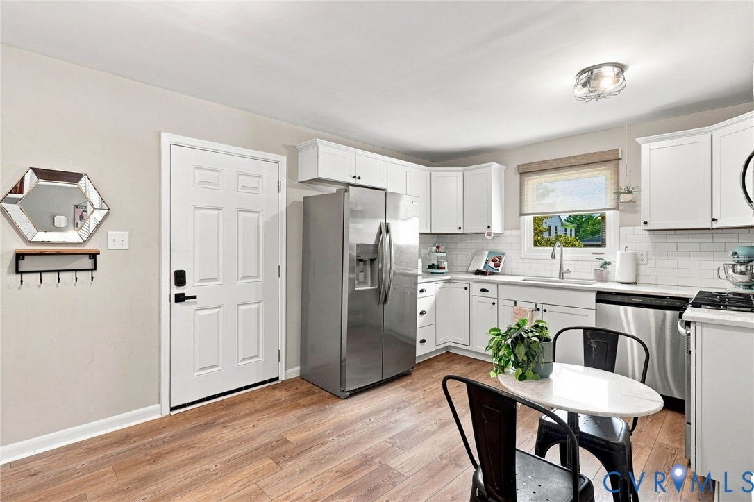 has access to backyard.