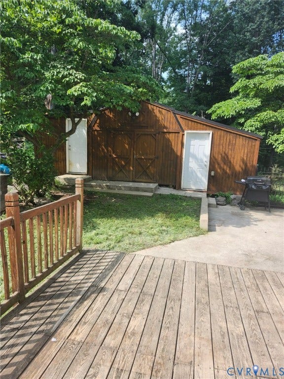 816 N Lakeshore Drive, Blue Ridge Shores, Louisa, VA 23093 816 N Lakeshore Drive, Blue Ridge Shores, Louisa, VA 23093