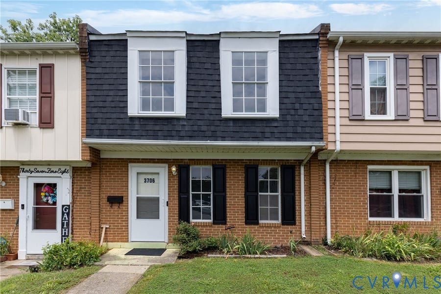 Property photo for 3706 Luckylee Crescent, Ampthill, VA