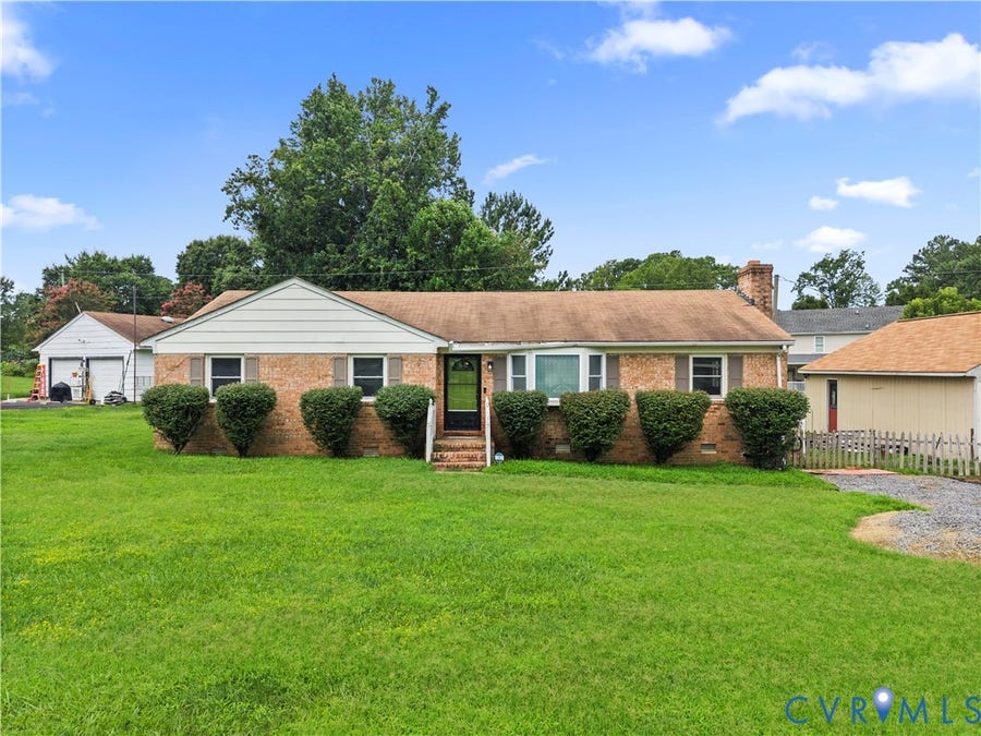 Property photo for 3500 Respess Road, Midlothian, VA