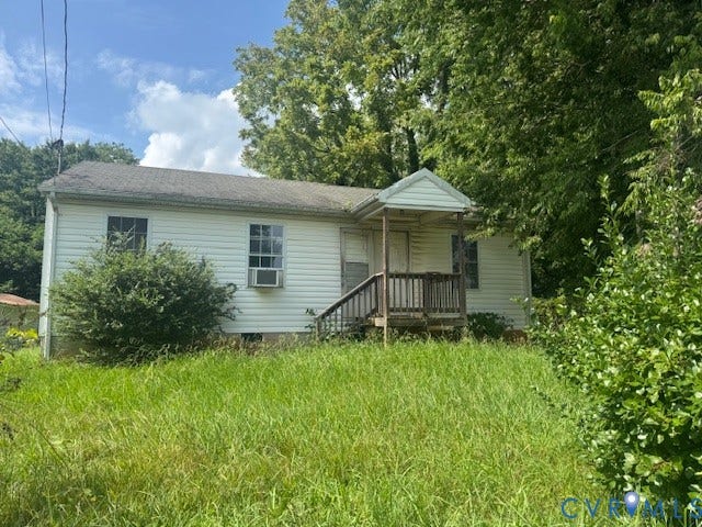 Property photo for 212 W 5th Street, Chase City, VA