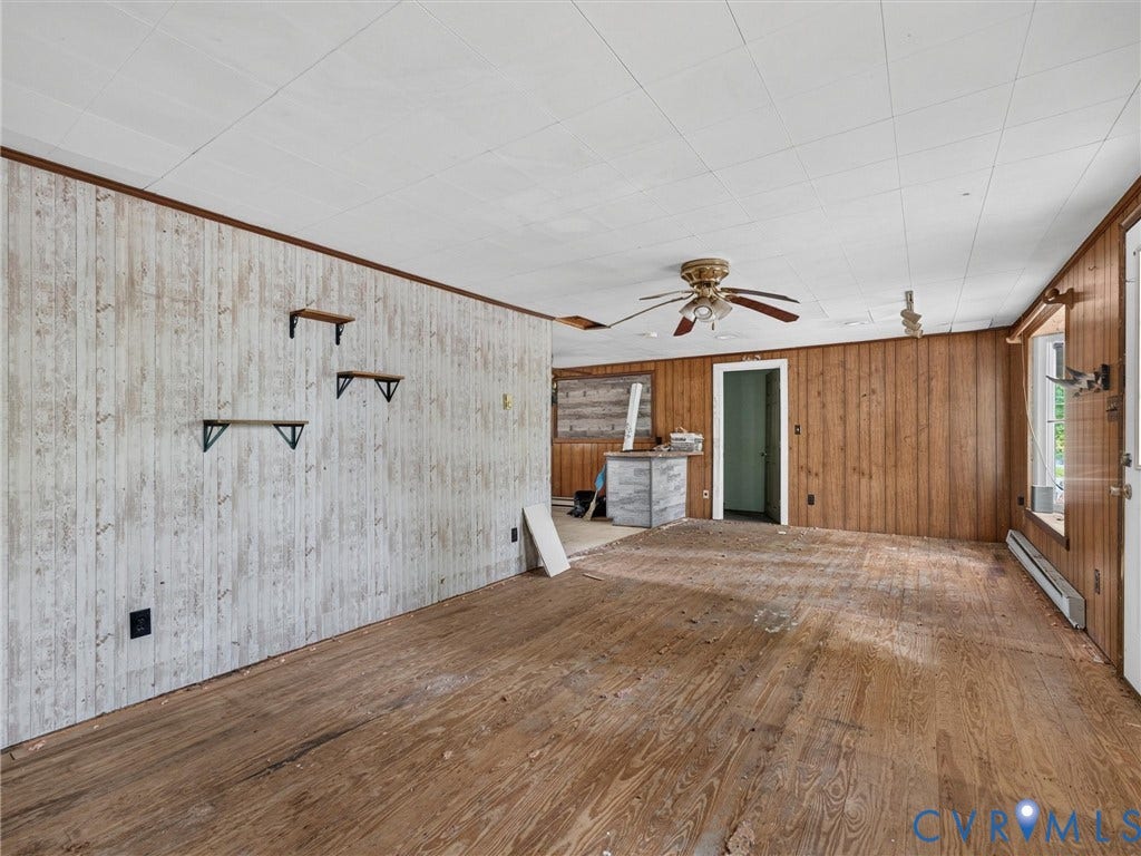64 Lakeside Drive, Columbia, VA 23038