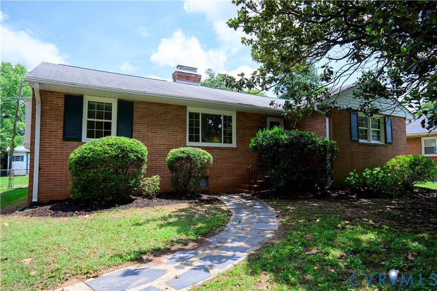 Property photo for 1535 Yeardley Drive, Richmond, VA