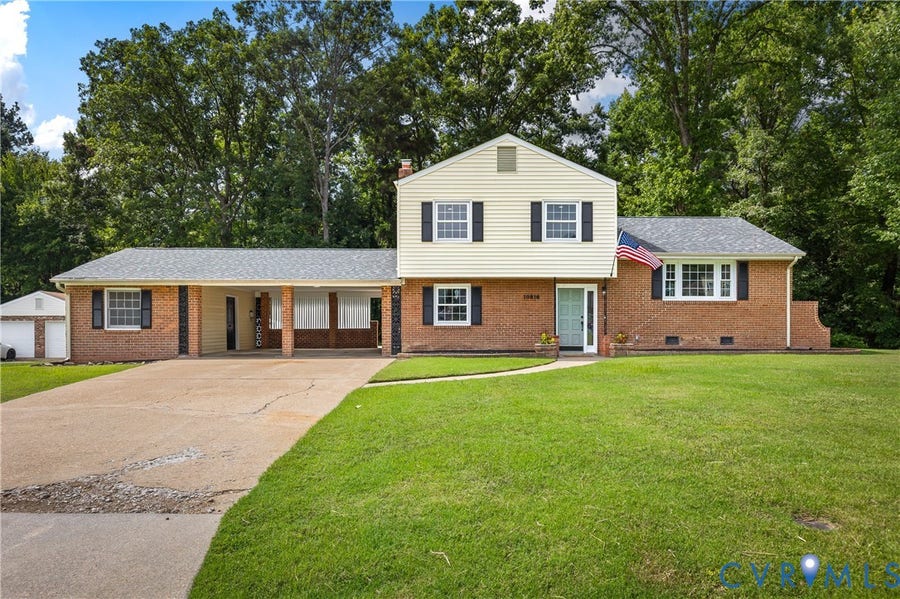 Property photo for 10916 London Drive, Glen Allen, VA