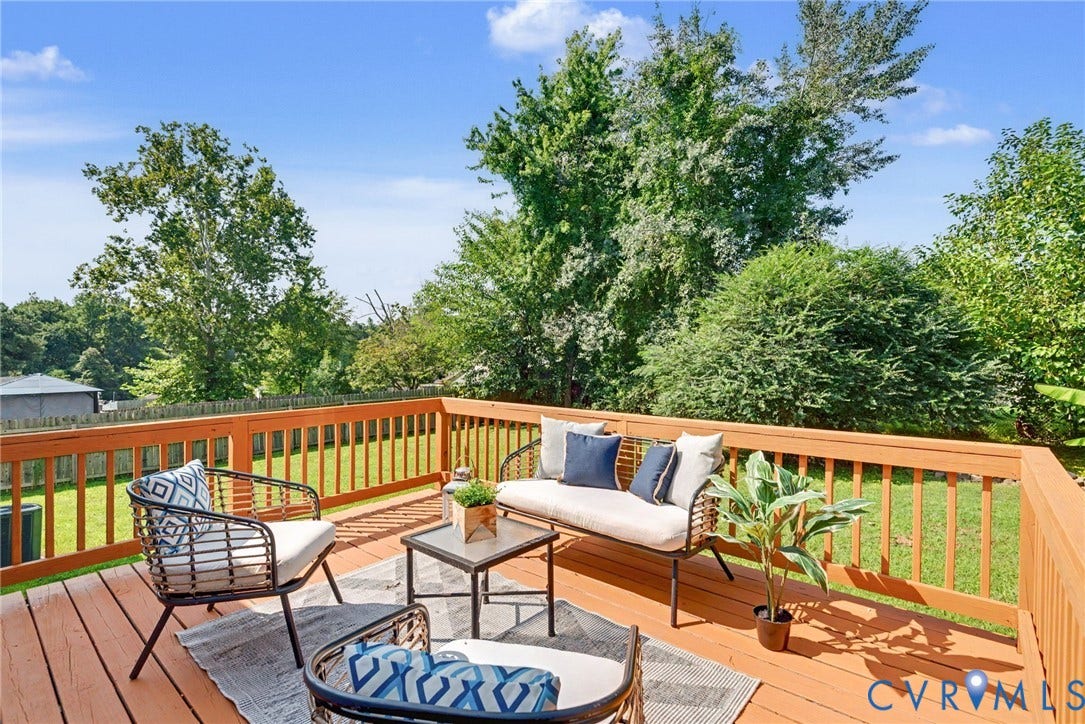 8906 Huntingcreek Place, Chesterfield, VA 23237 Expansive wood deck with a built-in railing, overlooking the large Backyard!
