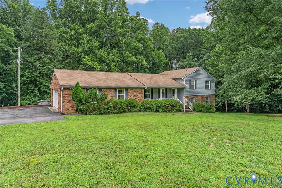 Property photo for 17710 Wilkinson Road, Dinwiddie, VA