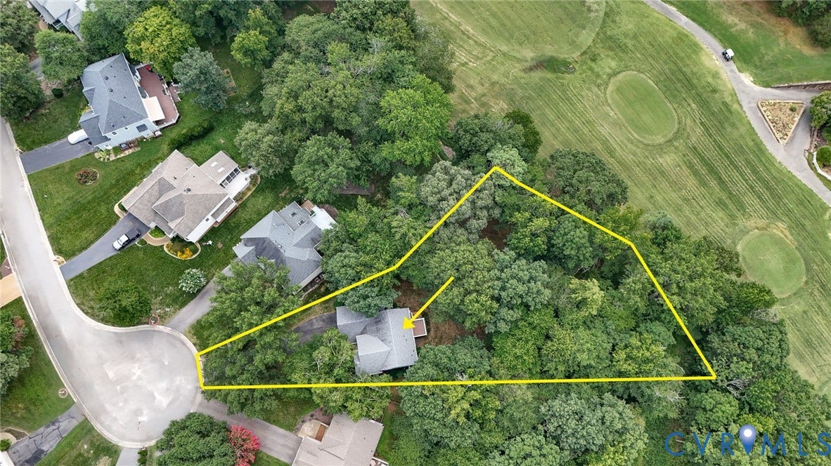 Expansive wooded lot offering privacy