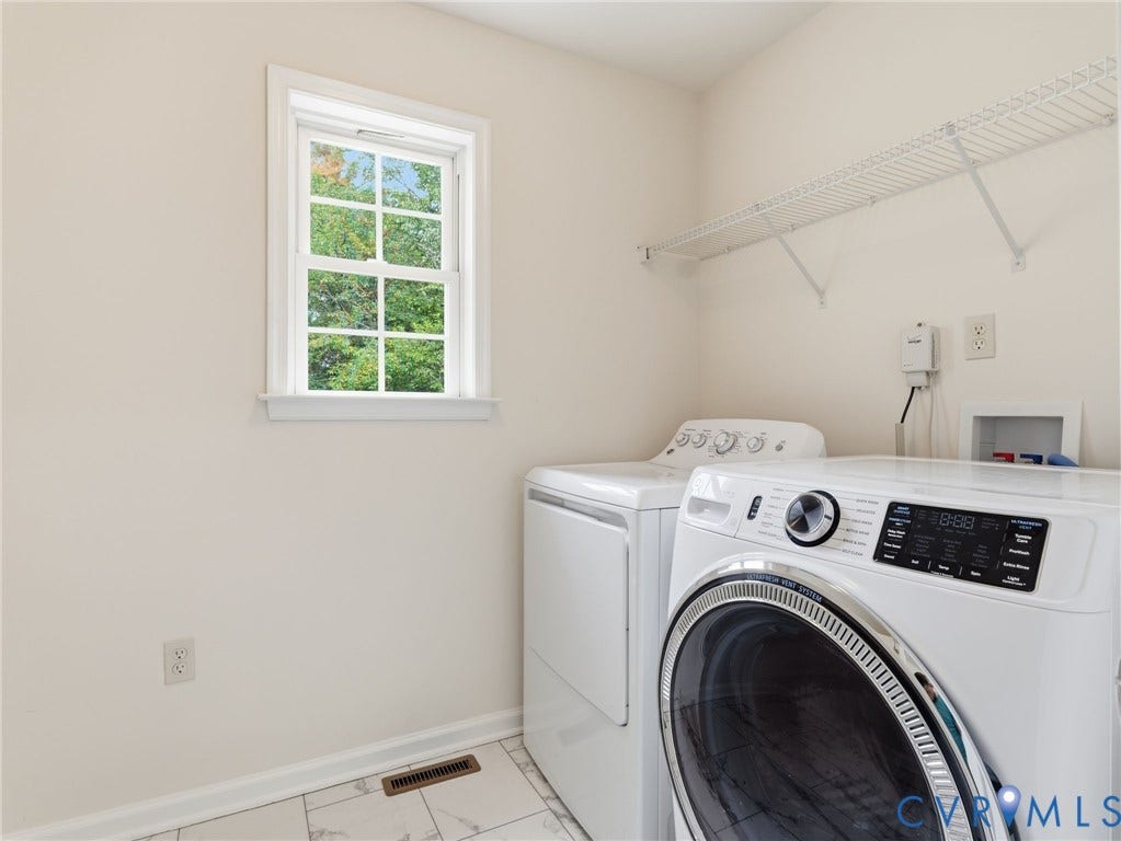 5707 Stephens Point Court, Chesterfield, VA 23831 First Floor Laundry Room with washer/dryer, updated flooring and fresh paint.
