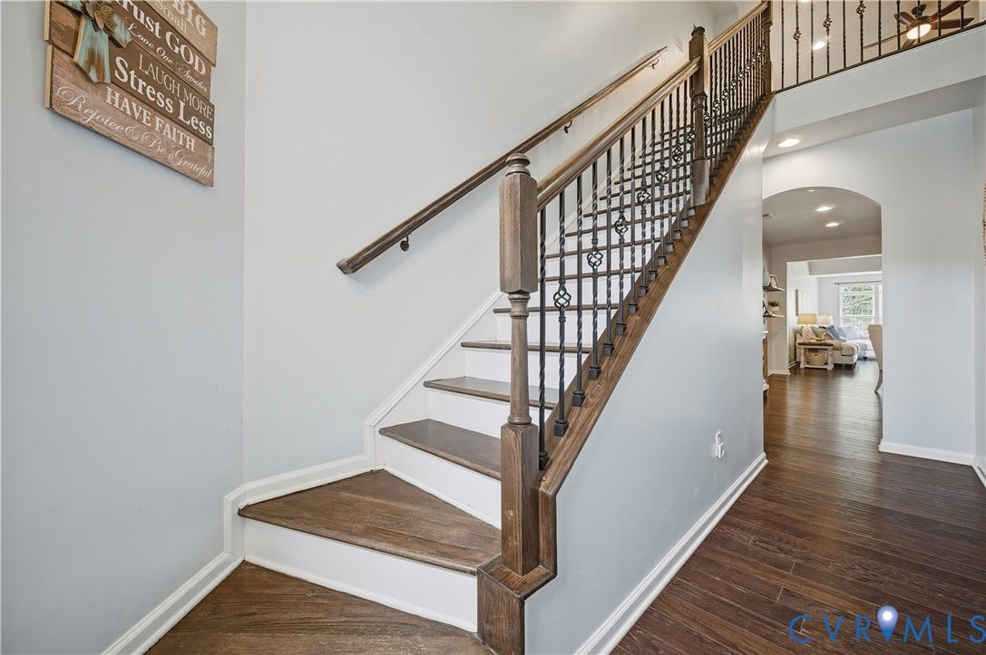 2nd floor landing