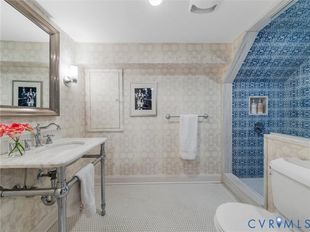2242 Park Avenue, The Fan, Richmond, VA 23220 Lower level offers a full bath with marble pedestal sink.