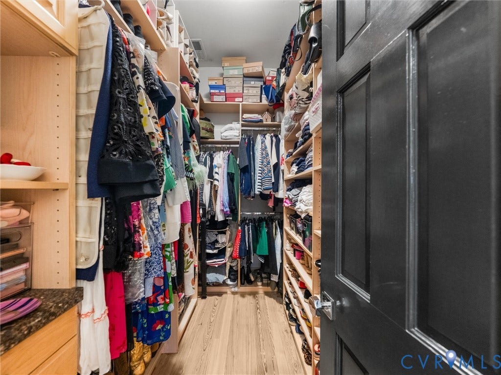 2242 Park Avenue, The Fan, Richmond, VA 23220 Primary bedroom walk-in-closet.