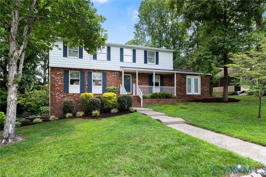 Property photo for 220 Huntington Road, Colonial Heights, VA