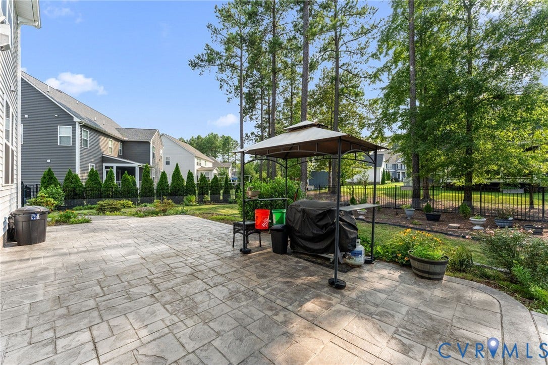 8800 Glen Royal Drive, Chesterfield, VA 23832 Extra large Stone Patio