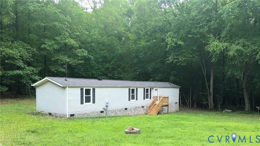 Property photo for 5959 Derwent Road, Powhatan, VA