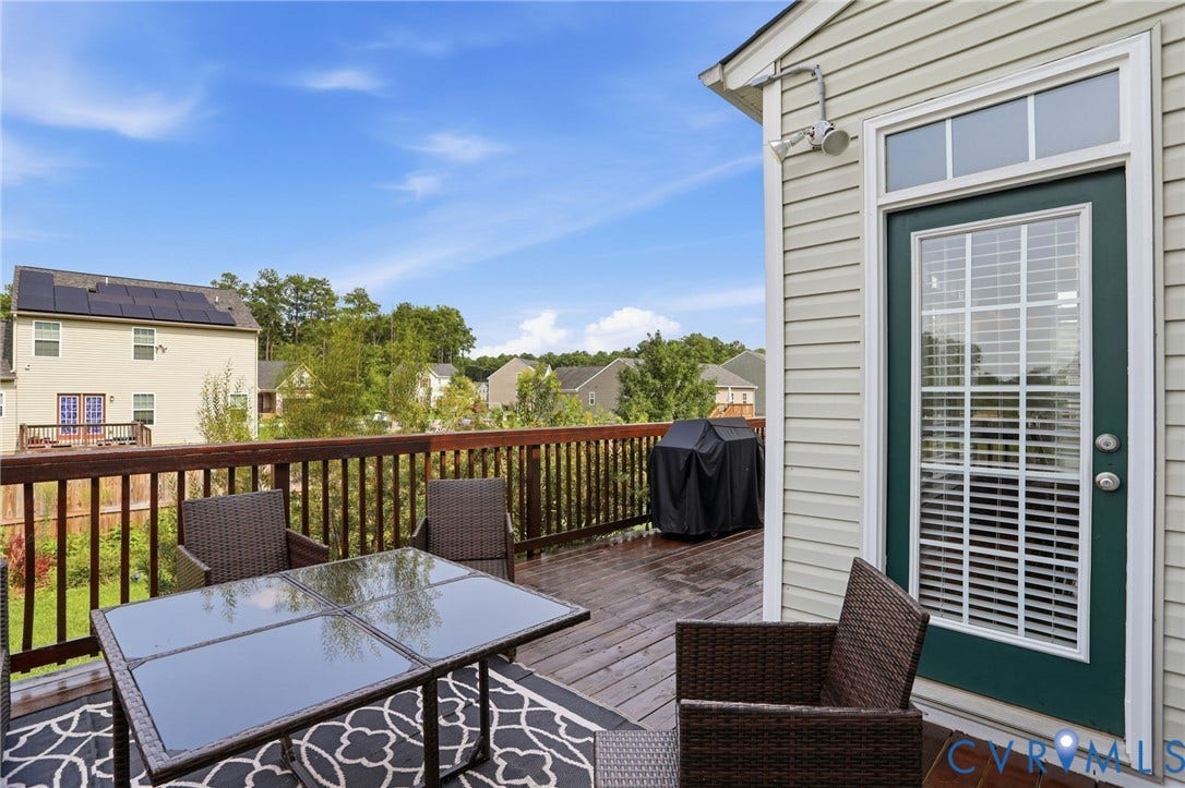 5713 Kings Grove Drive, Kings Grove, Chesterfield, VA 23832 Spacious wood deck with dark wood railing