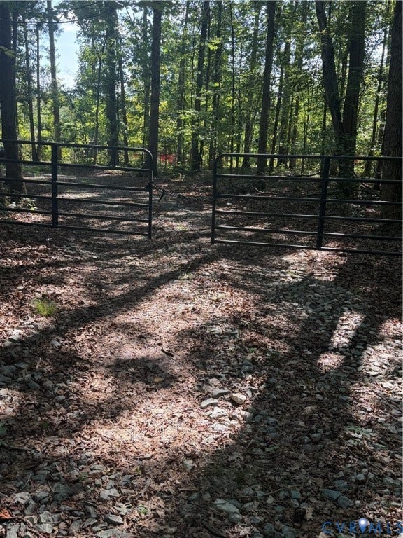 2274 Barley Farms Ln, Powhatan, VA 23139 gate on easement