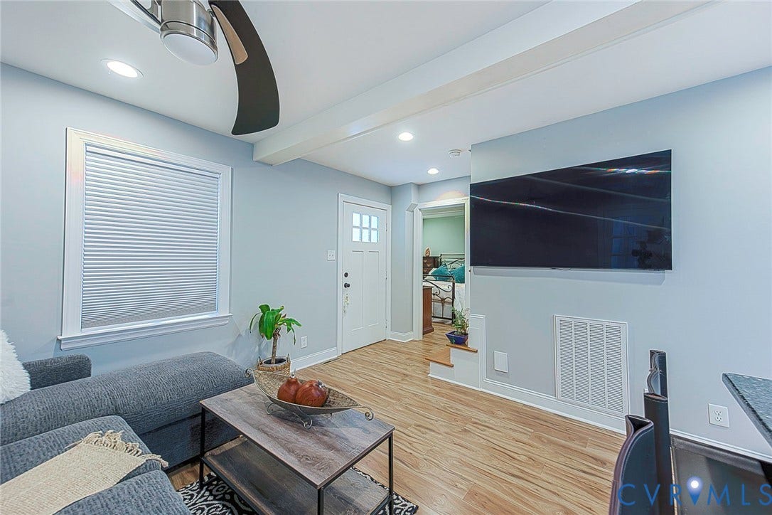 501 Pelham Drive, Richmond, VA 23222 Living area featuring wood-finish flooring, recessed lighting, and a contemporary ceiling fan