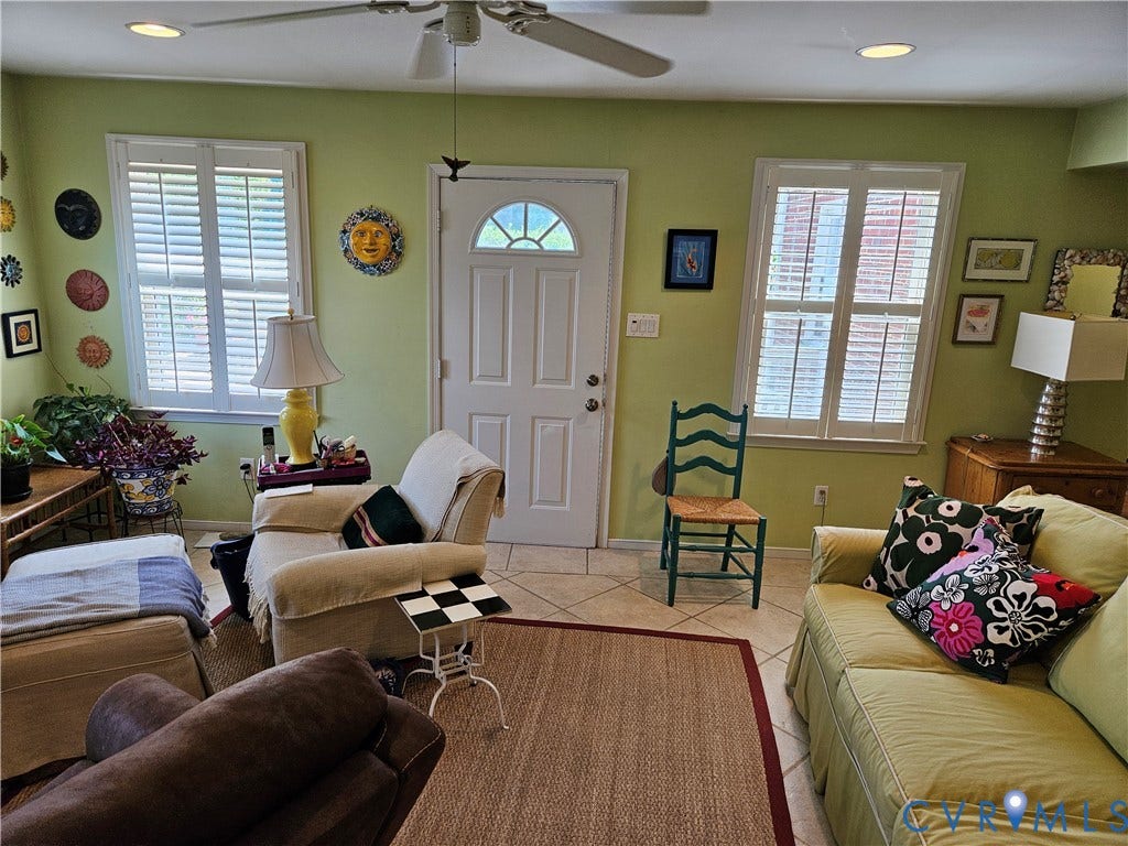 6717 Linbrook Drive, Henrico, VA 23228 6717 Linbrook Drive, Henrico, VA 23228