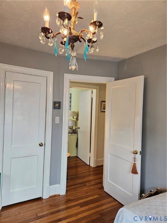 6717 Linbrook Drive, Henrico, VA 23228 6717 Linbrook Drive, Henrico, VA 23228