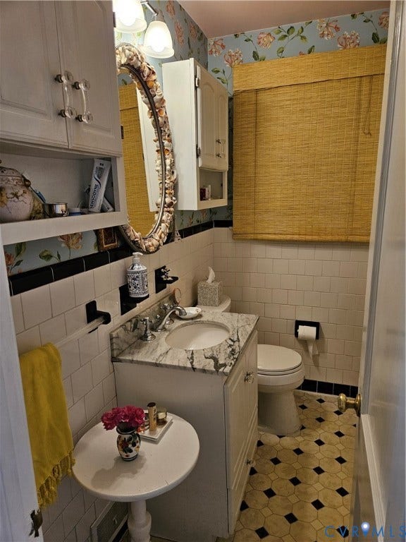 6717 Linbrook Drive, Henrico, VA 23228 6717 Linbrook Drive, Henrico, VA 23228