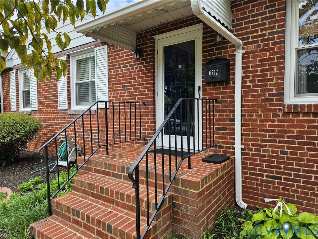 6717 Linbrook Drive, Henrico, VA 23228 6717 Linbrook Drive, Henrico, VA 23228