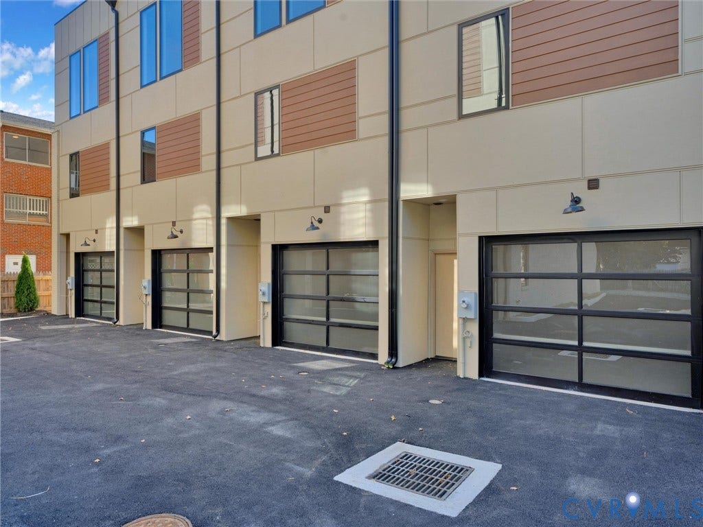 4506 1/2 Grove Avenue, Munford On Grove, Richmond, VA 23221 4506 1/2 Grove Avenue, Munford On Grove, Richmond, VA 23221