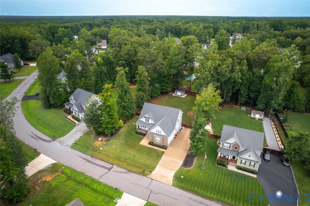 9081 Deerlake Drive, Charming, New Kent, VA 23124 Great home on a dead end street