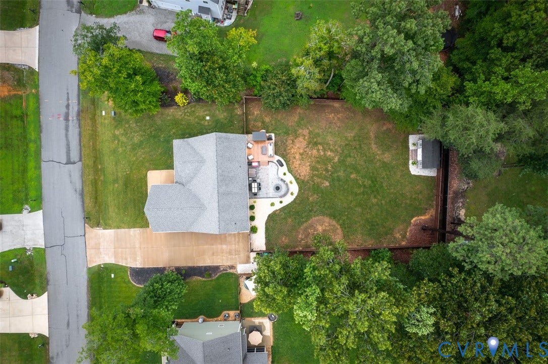 9081 Deerlake Drive, Charming, New Kent, VA 23124 9081 Deerlake Drive, Charming, New Kent, VA 23124