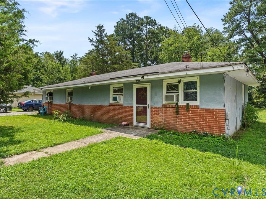 Property photo for 2739 Brampton Way, North Chesterfield, VA