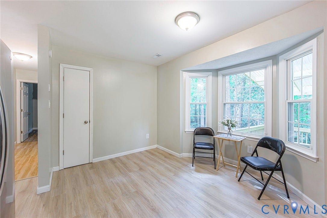 14001 Branched Antler Drive, Antler Ridge, Midlothian, VA 23112 Hardwood-finish flooring, bay window with multiple panes, ceiling-mounted light fixture, white interior door, and light-toned wall paint