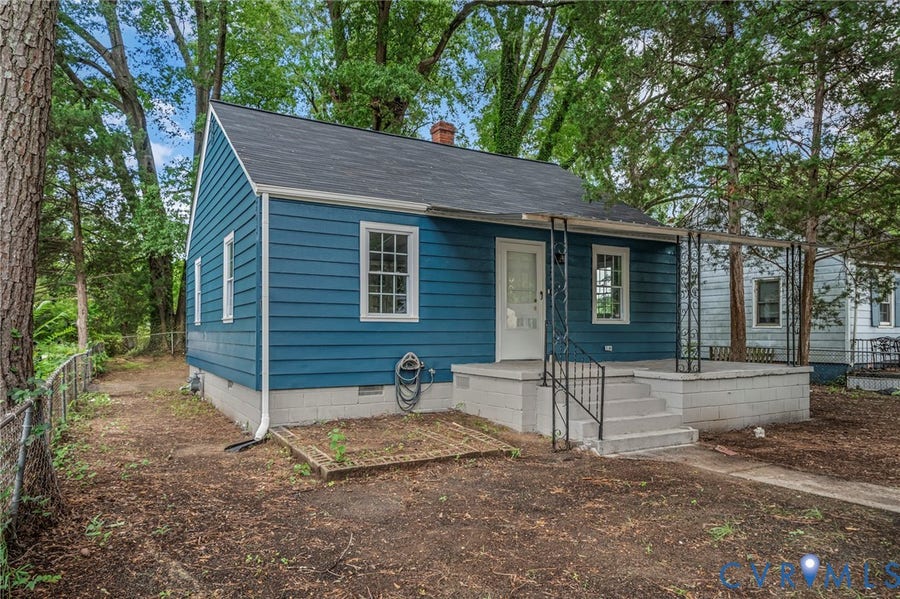 Property photo for 2103 Richmond Avenue, Petersburg, VA