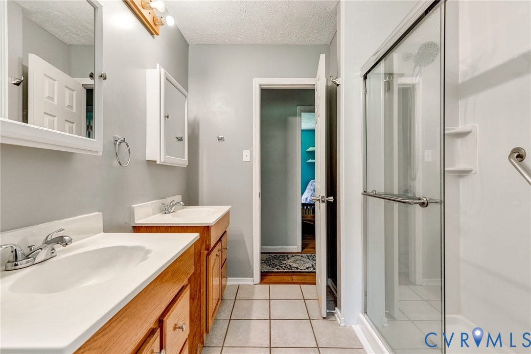 5290 Long Lane, Louisa, VA 23093 5290 Long Lane, Louisa, VA 23093