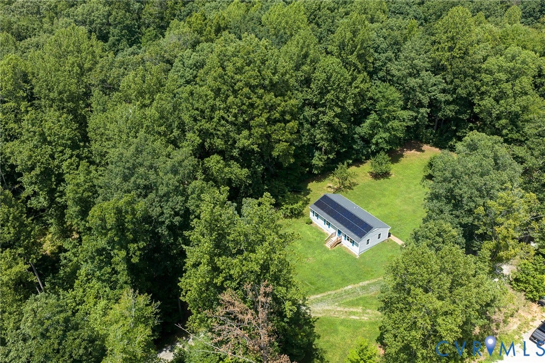 5290 Long Lane, Louisa, VA 23093 5290 Long Lane, Louisa, VA 23093