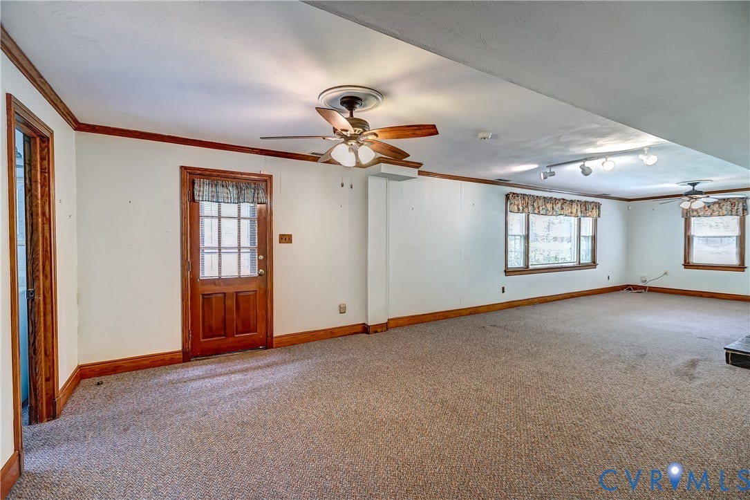 1533 Monmouth Drive, Henrico, VA 23238 Lower level Family room with gas FP