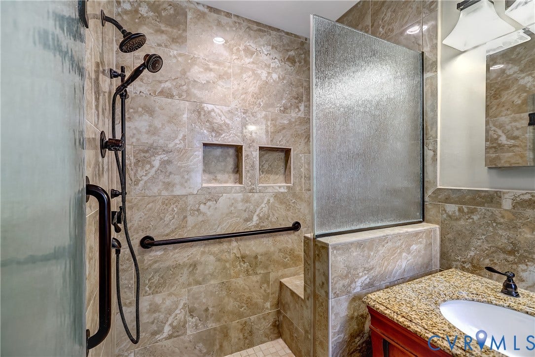1533 Monmouth Drive, Henrico, VA 23238 1533 Monmouth Drive, Henrico, VA 23238