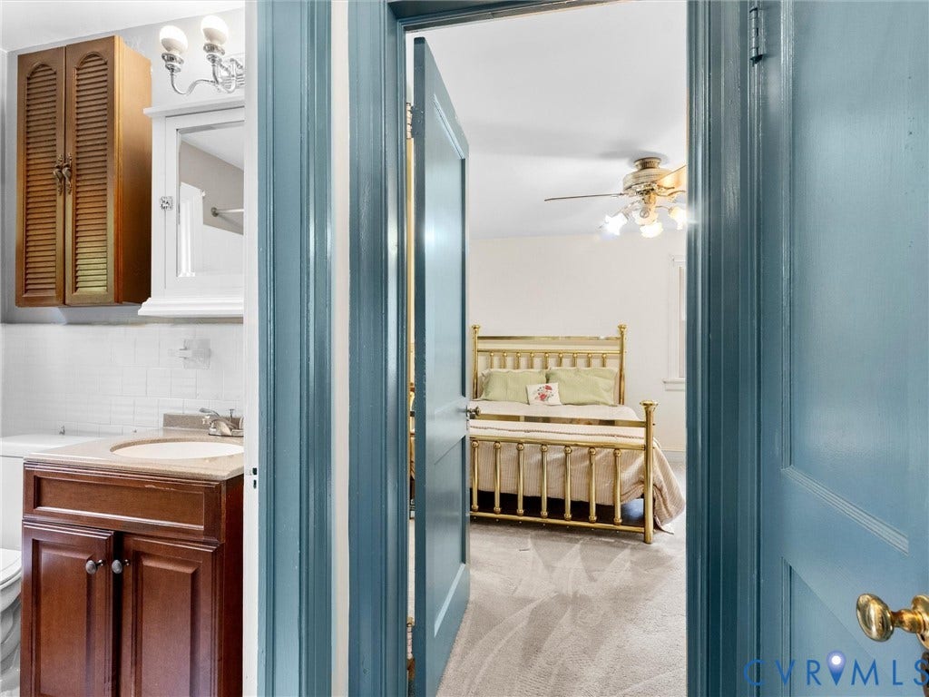 4803 Park Avenue, Willow Lawn, Richmond, VA 23226