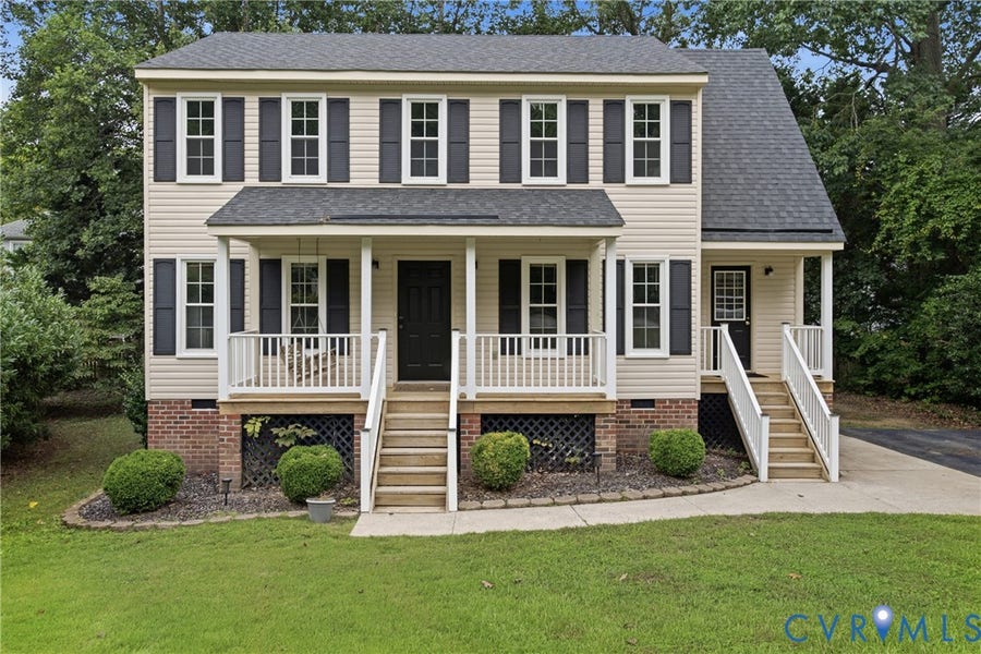 Property photo for 7113 Harbourside Court, Midlothian, VA