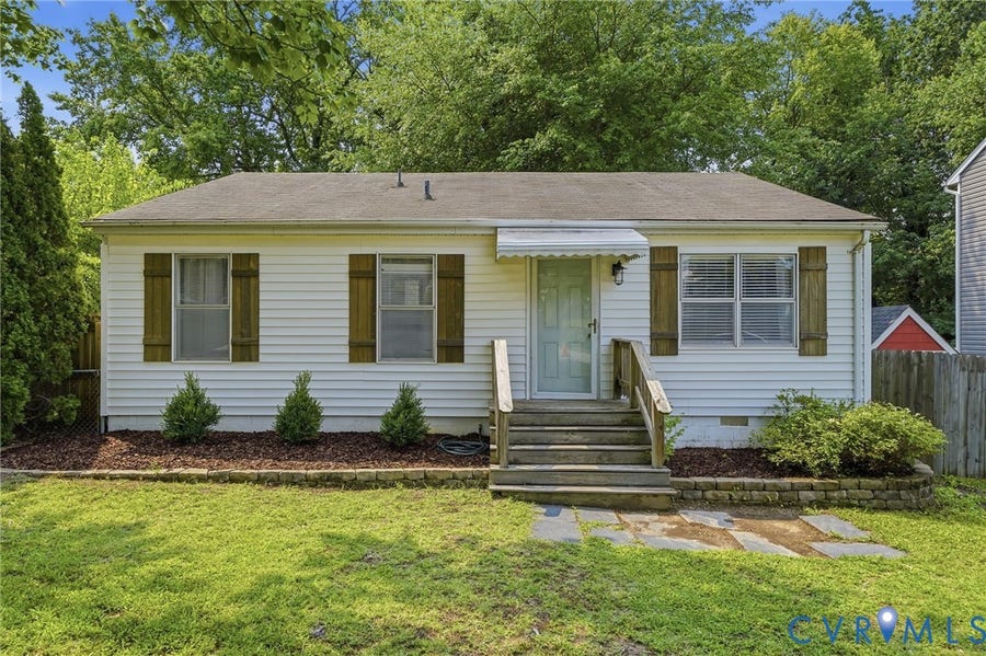 Property photo for 1003 Pennsylvania Avenue, Glen Allen, VA