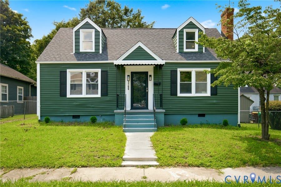 Property photo for 1766 Chuckatuck Avenue, Petersburg, VA