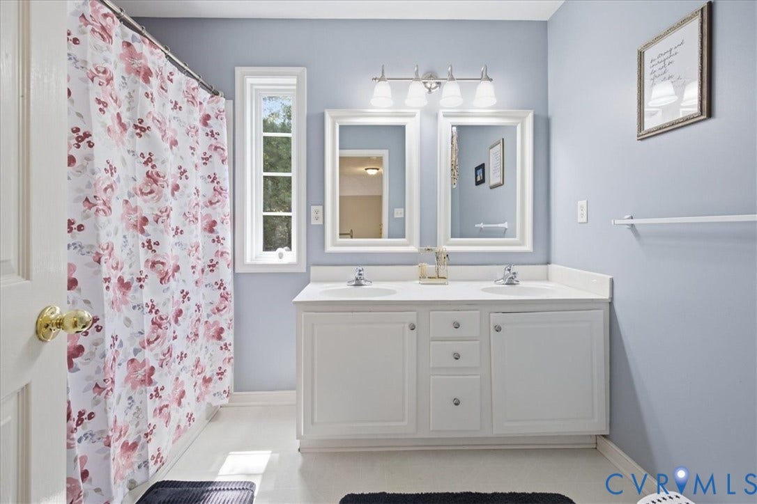 12325 Petersburg Street, Ivyridge, Chester, VA 23831