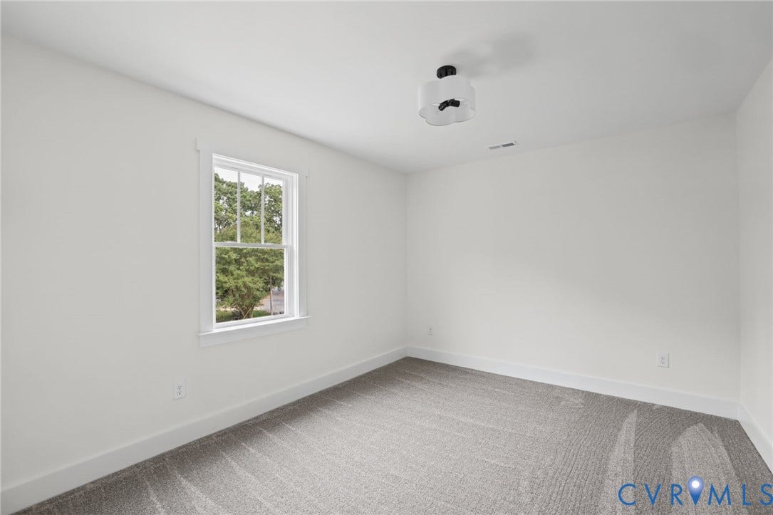 3000 OSBORNE Road, Chester, Chester, VA 23831