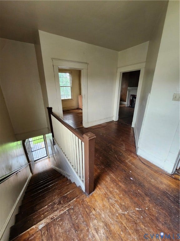 2101 Rose Avenue, Richmond, VA 23222 Unit 2, Hallway Front